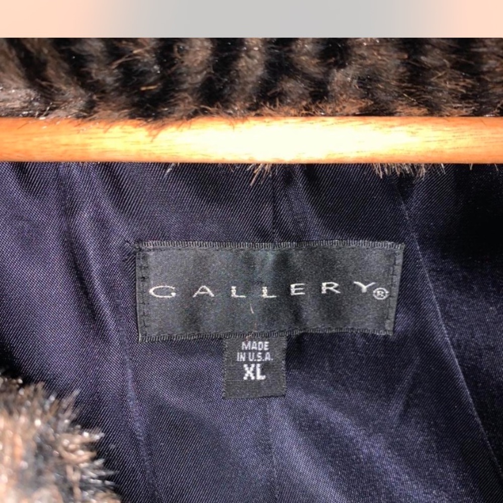 Gallery Chevron Pattern Teddy Jacket - Black And … - image 3